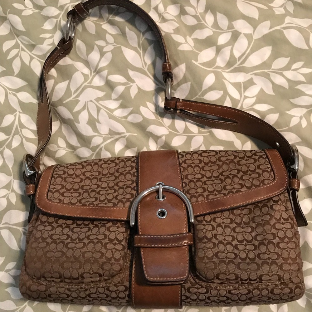 Coach leather ware purse